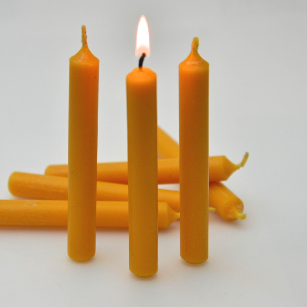 Special PriceBeeswax Mini Dipped Taper Candle